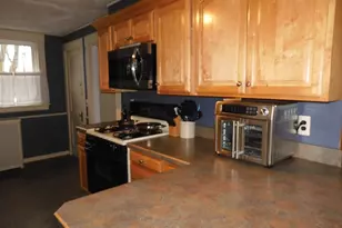 160 1/2 East St, Methuen, MA 01844 - Photo 6