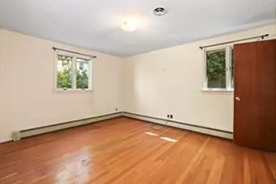 11A Centre Ln, Boston, MA 02132 - Photo 12