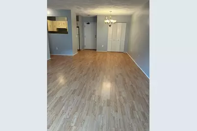 245 Sea Street #16, Quincy, MA 02169 - Photo 4