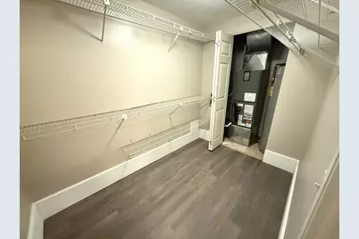 34 Sumner Ave #208, Springfield, MA 01108 - Photo 6