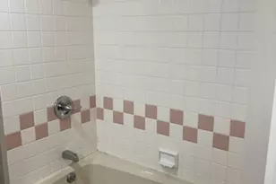 34 Sumner Ave, Springfield, MA 01108 - Photo 6