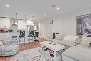 45 L St, Boston, MA 02127 - Photo 4