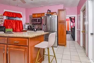 111 Riverview St, Brockton, MA 02302 - Photo 10