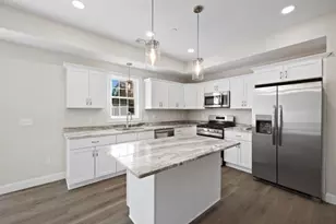 27 Johnson St, Taunton, MA 02780 - Photo 6