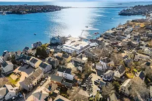 102 Front St, Marblehead, MA 01945 - Photo 24