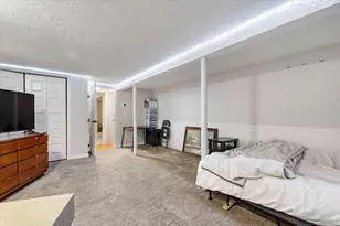 33 Gorwin Dr, Medway, MA 02053 - Photo 30