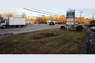 4 Lowell #7, North Reading, MA 01864 - Photo 4