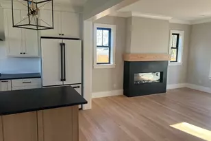 10 Webber Ave, Bedford, MA 01730 - Photo 4