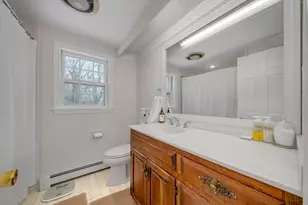 17 Wakefield St, Reading, MA 01867 - Photo 18