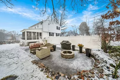 17 Wakefield St, Reading, MA 01867 - Photo 26