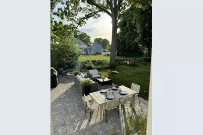 17 Wakefield St, Reading, MA 01867 - Photo 32