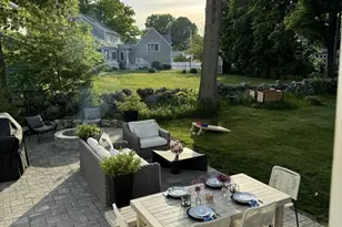 17 Wakefield St, Reading, MA 01867 - Photo 32