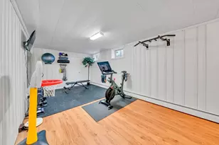 17 Wakefield St, Reading, MA 01867 - Photo 24