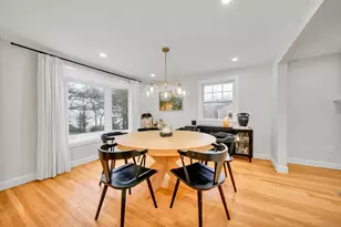 17 Wakefield St, Reading, MA 01867 - Photo 4