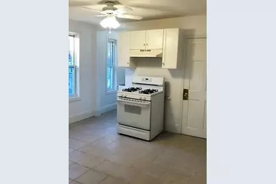 32 Wamesit St #2, Lowell, MA 01852 - Photo 8