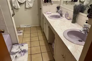 25 Belmont St, Southbridge, MA 01550 - Photo 14