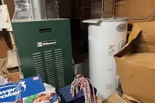 25 Belmont St, Southbridge, MA 01550 - Photo 18