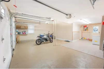 15 Downer Ct #15, Boston, MA 02122 - Photo 18