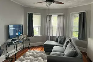 516 Union St, New Bedford, MA 02740 - Photo 2