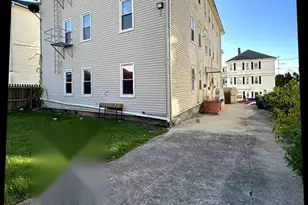 62 Pitman St, Fall River, MA 02723 - Photo 2