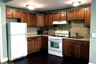 62 Pitman St, Fall River, MA 02723 - Photo 4