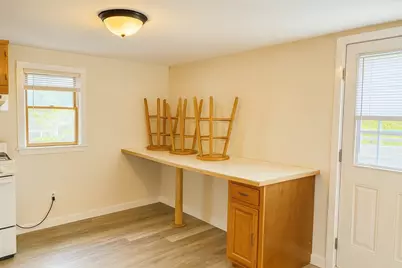 1042 Sassaquin Ave #2, New Bedford, MA 02745 - Photo 10