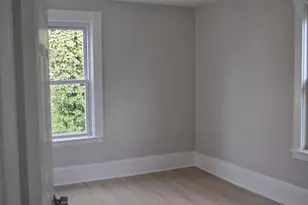 105 Sycamore St, New Bedford, MA 02740 - Photo 12