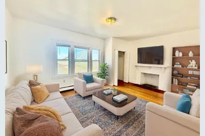62 Algonquin Rd. #2, Newton, MA 02467 - Photo 2