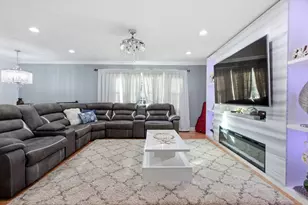 17 Cunniff Ave, Milford, MA 01757 - Photo 10