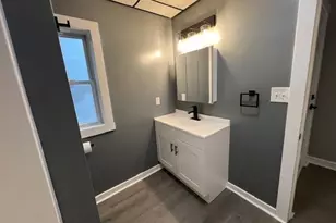 18 Beach St, Fairhaven, MA 02719 - Photo 10