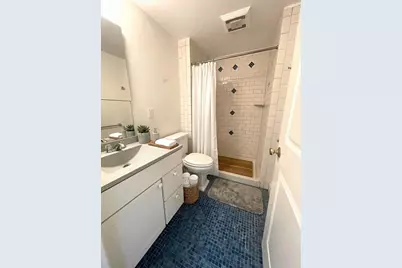 11 Lanark Rd #1, Brookline, MA 02445 - Photo 6