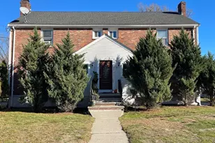 76 Cloverdale Rd, Newton, MA 02461 - Photo 10