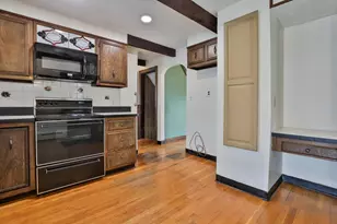 3 Veterans Ln, Stoneham, MA 02180 - Photo 4