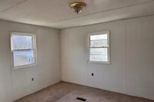 3 Heritage Dr, Warren, MA 01083 - Photo 10