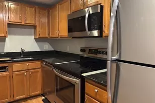 35 Prospect St, Woburn, MA 01801 - Photo 2