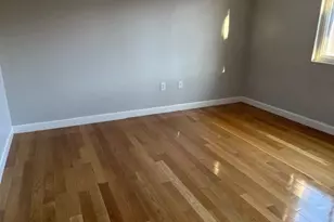 35 Prospect St, Woburn, MA 01801 - Photo 8