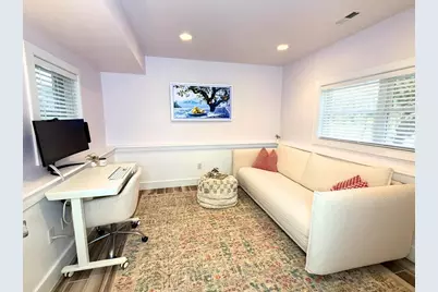 495 E 4th St #1, Boston, MA 02127 - Photo 22