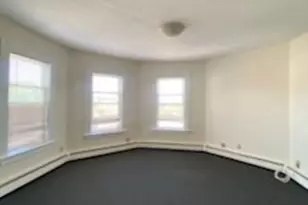 381 Broadway, Lynn, MA 01904 - Photo 4