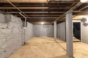 255 Rodman St, Fall River, MA 02721 - Photo 36