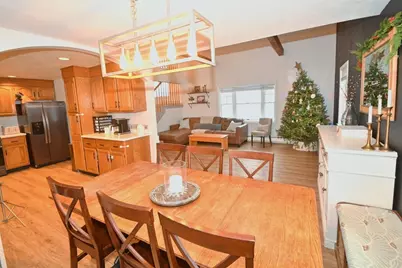 24 1st St, Amesbury, MA 01913 - Photo 8