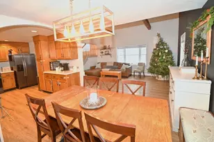 24 1st St, Amesbury, MA 01913 - Photo 8