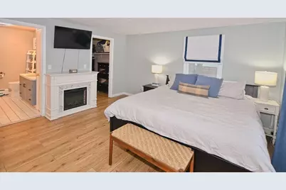 24 1st St, Amesbury, MA 01913 - Photo 16