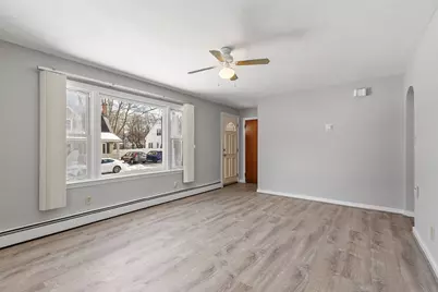 71 Hurd St, Fitchburg, MA 01420 - Photo 12
