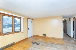 251 Green St, Weymouth, MA 02191 - Photo 8