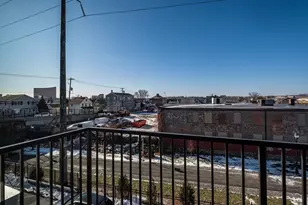 16 Laurel St, Everett, MA 02149 - Photo 12