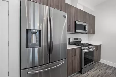16 Laurel St #202, Everett, MA 02149 - Photo 4