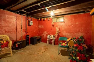 179 Carver, Springfield, MA 01108 - Photo 28