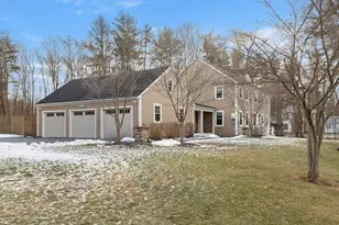 32 Alderbrook Dr, Topsfield, MA 01983 - Photo 2