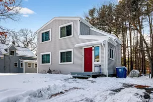 27 Beech St, Tyngsborough, MA 01879 - Photo 32