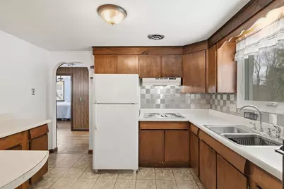 144 Almon Ave, West Springfield, MA 01089 - Photo 14